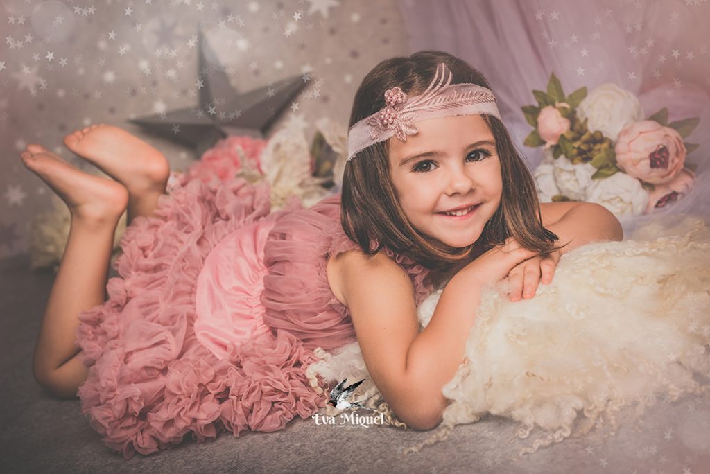 sesión fotos infantil niño pequeño original bonita personalizada exclusiva niña preciosa rosa unicornio princesa