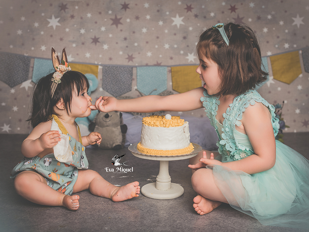 Eva Miquel Fotografa Vilamarxant Bautizo Boda Valencia Niños Comunión Newborn Reportaje Embarazo Smash Cake Cumple Navidad Estudio Exterior Sesión Fotos Fine Art Bañera 20